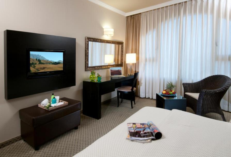 Leonardo Hotel Negev Beersheba Exterior photo